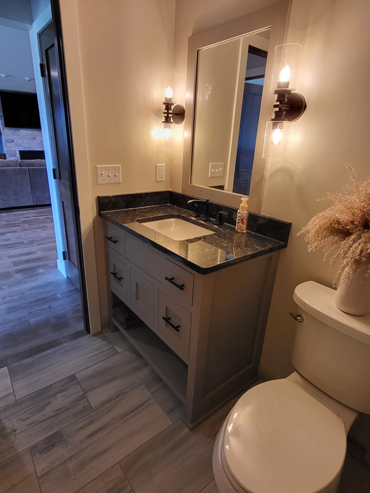 Rustic Knotty Alder Basement - Photo 5