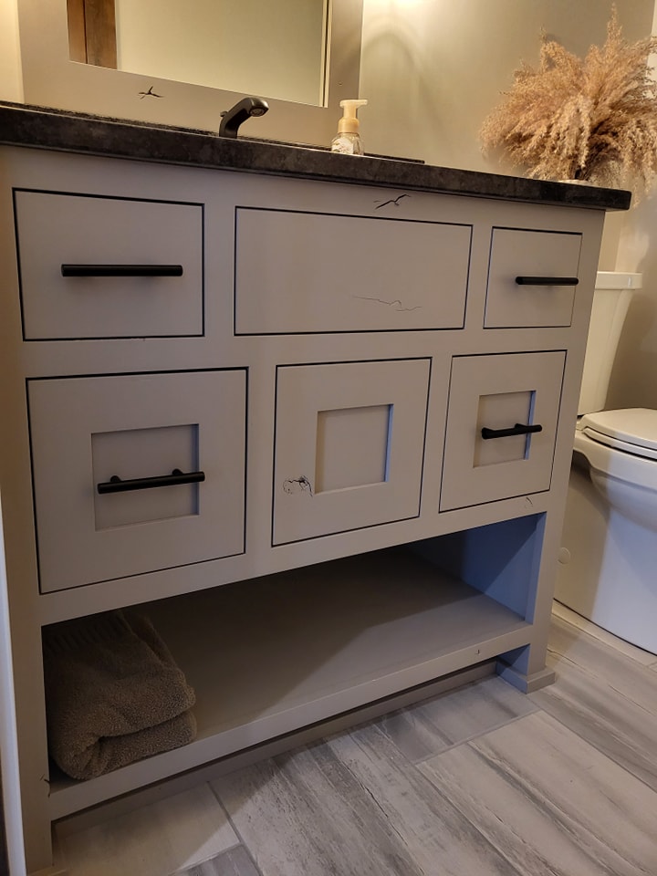 Rustic Knotty Alder Basement - Photo 6