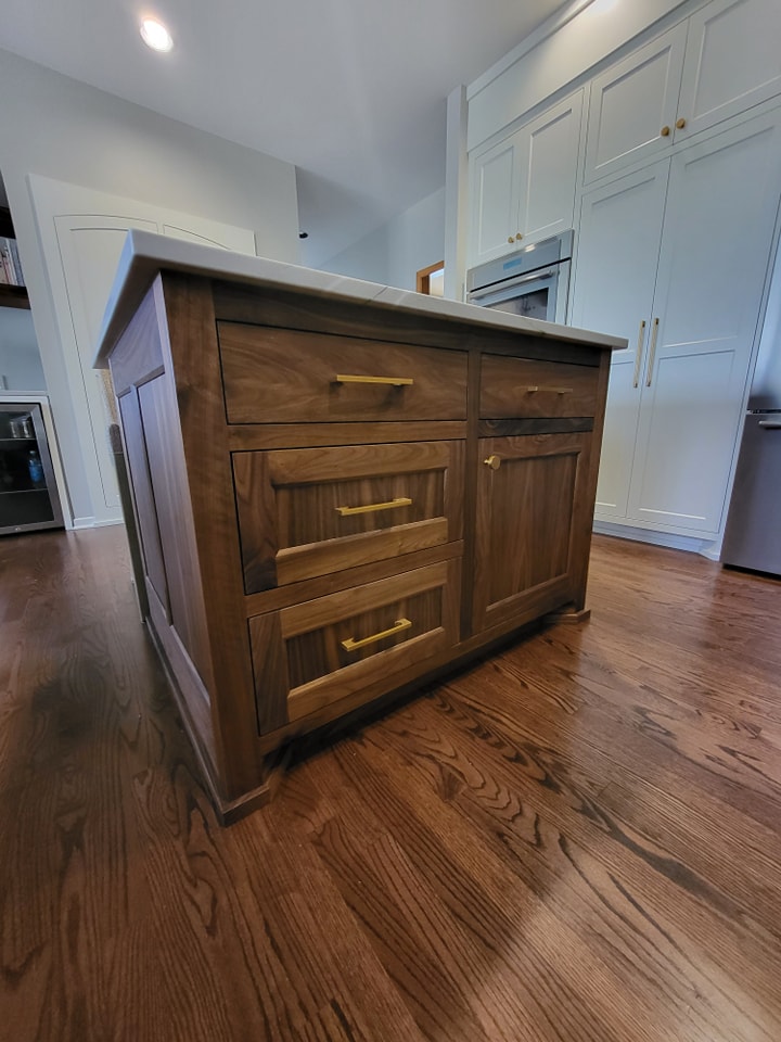 White Cabinet Kitchen - Photo 3